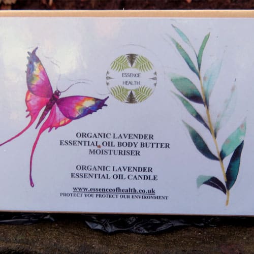 organic-lavender-moisturiser-candle-gift-box